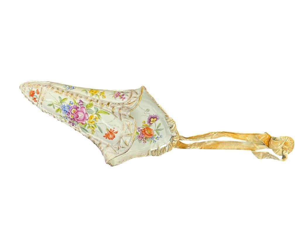 Early Meissen Decorated Wall Pocket (1 of 6)