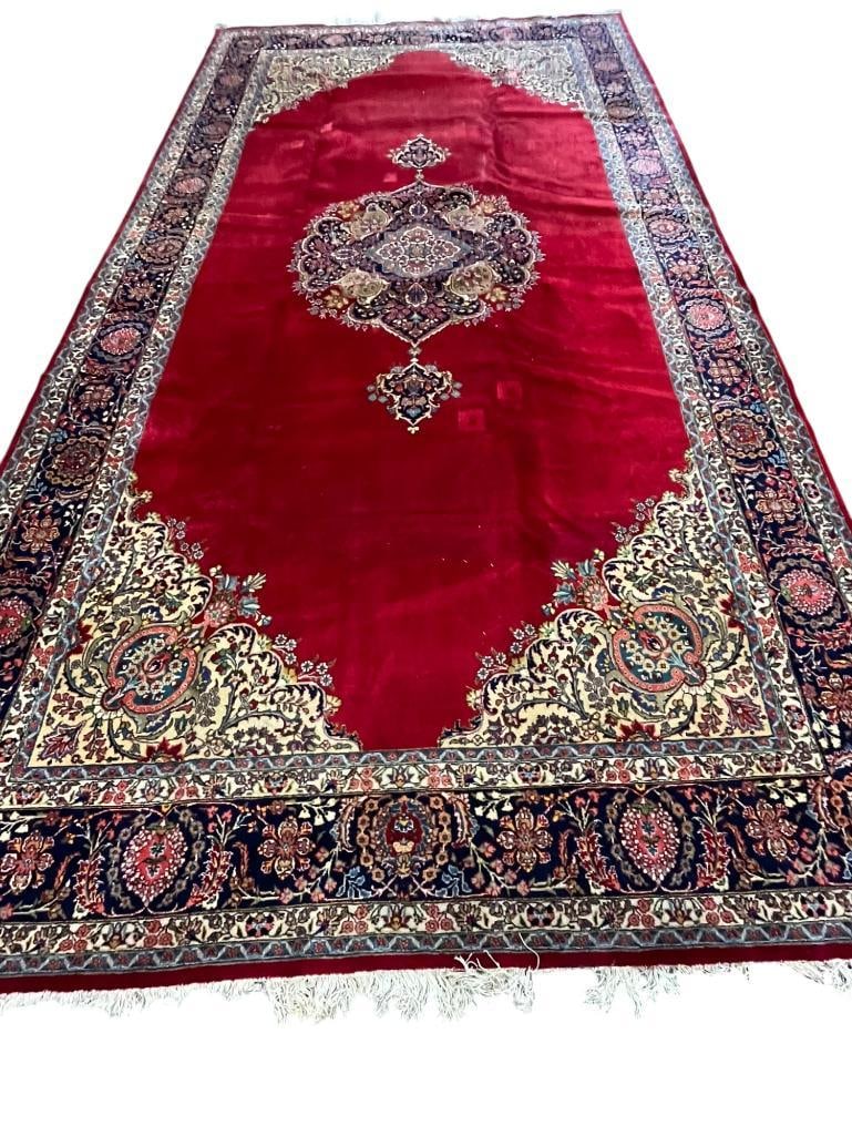 Persian Oriental Rug: Persian Oriental Rug. Approx. 18'x9'11".