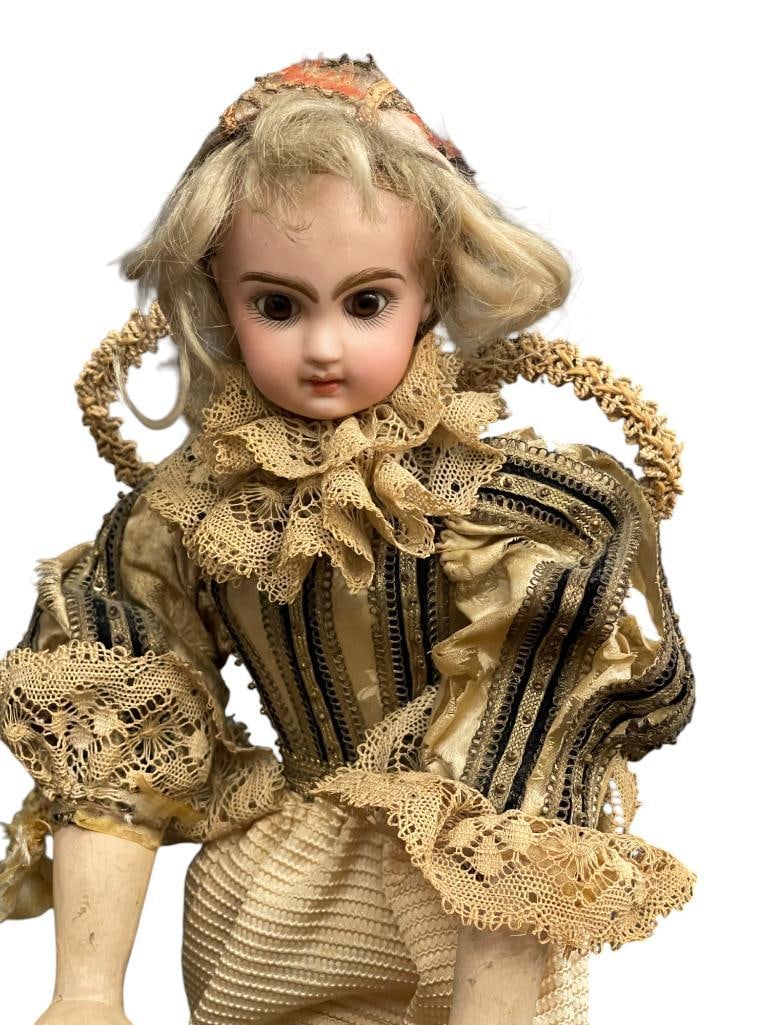 French Automaton Doll (1 of 8)