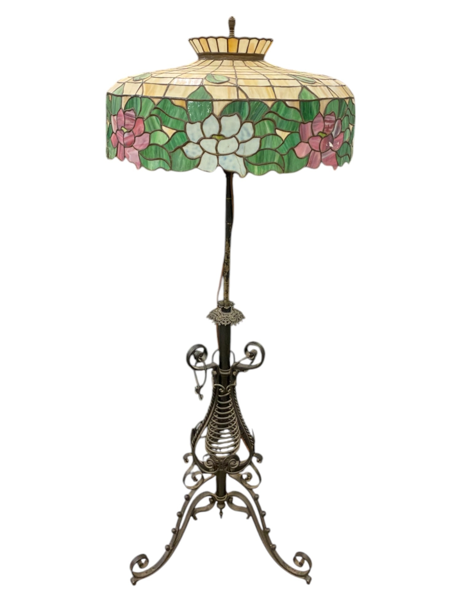 Wrought iron Floor Lamp with Floral Slag Glass Shade: Wrought iron Floor Lamp with Floral Slag Glass Shade. Approx. 66 x 24 x 24 inches.
