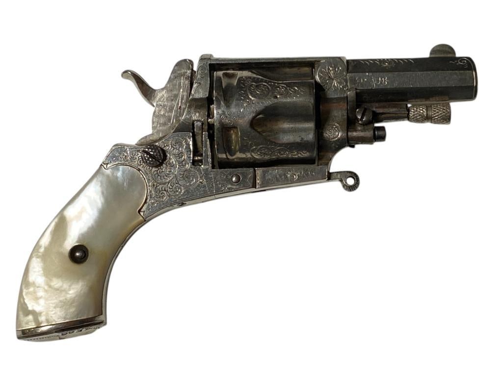 Belgian Folding Trigger Lady's Revolver: Belgian Folding Trigger Lady's Revolver. Serial #3528. Caliber Unknown. Possibly .32? Barrel 1 5/8 inches. Total approx. 5 inches. FFL Required for shipping.