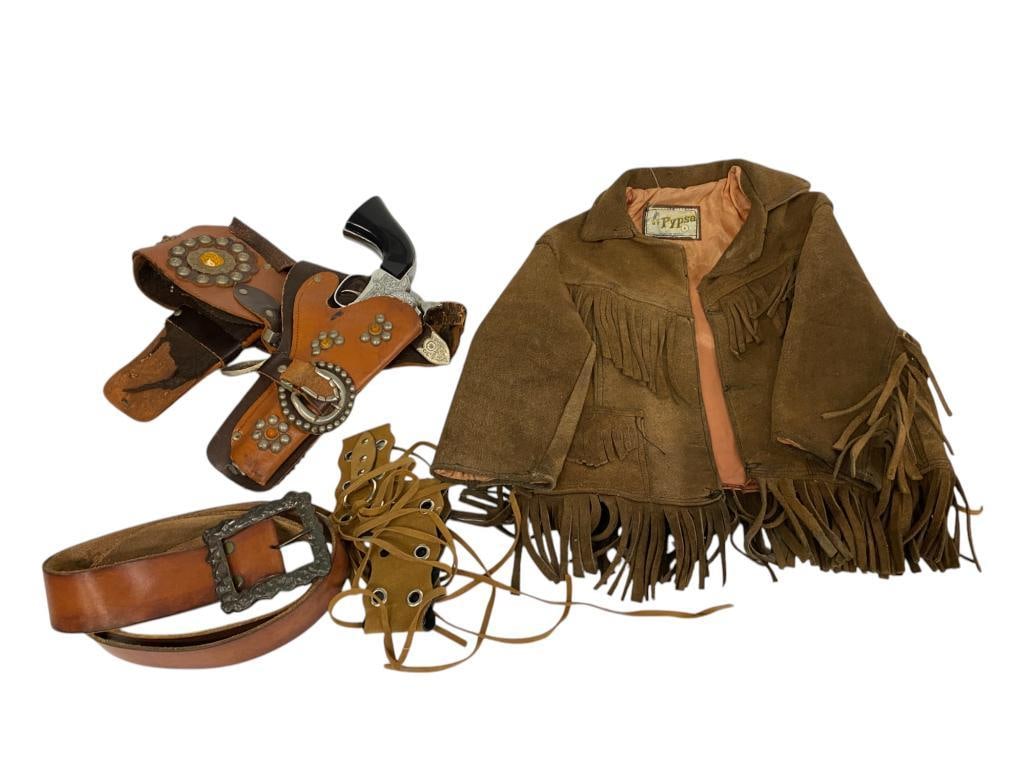 Vintage Childs Suede Fringe Jacket, Hubley cap Gun etc: Vintage Childs Suede Fringe Jacket, Hubley cap Gun, 1960 Western Holster etc.