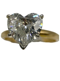 14k Gold Heart Shape Diamond Ring