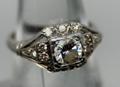 Art Deco Platinum Ring with Diamonds