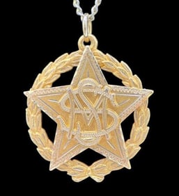 10k Gold Star Pendant