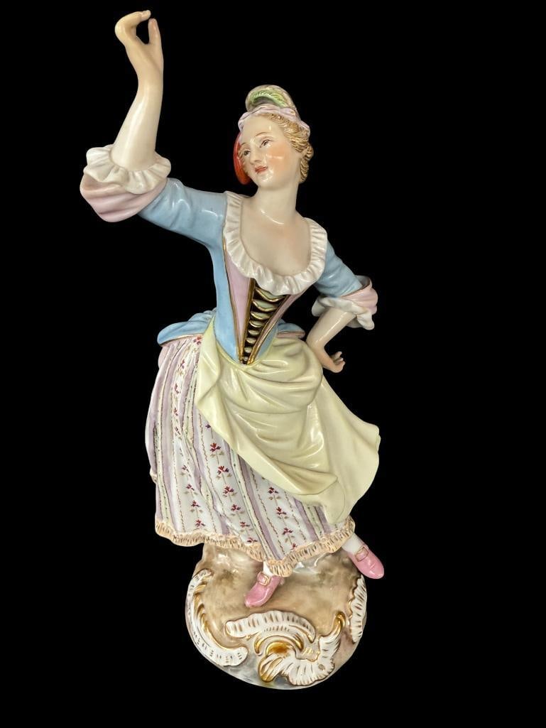 Meissen Porcelain Figurine of a Woman: Meissen Porcelain Figurine of a Woman. Approx. 8 x 4 x 4 inches.