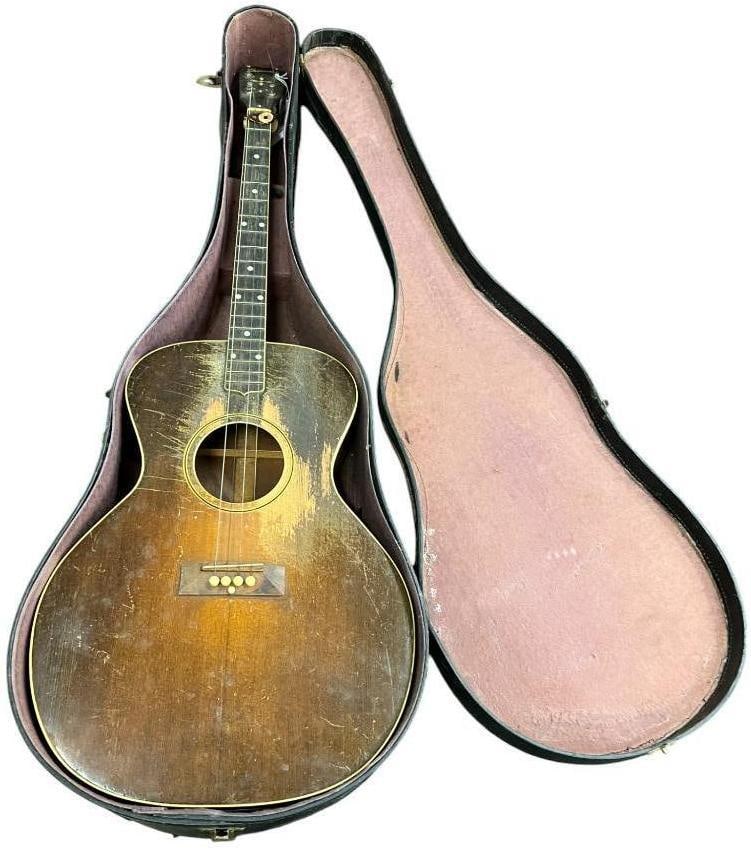 Vintage Gibson Tenor Guitar (1 of 8)