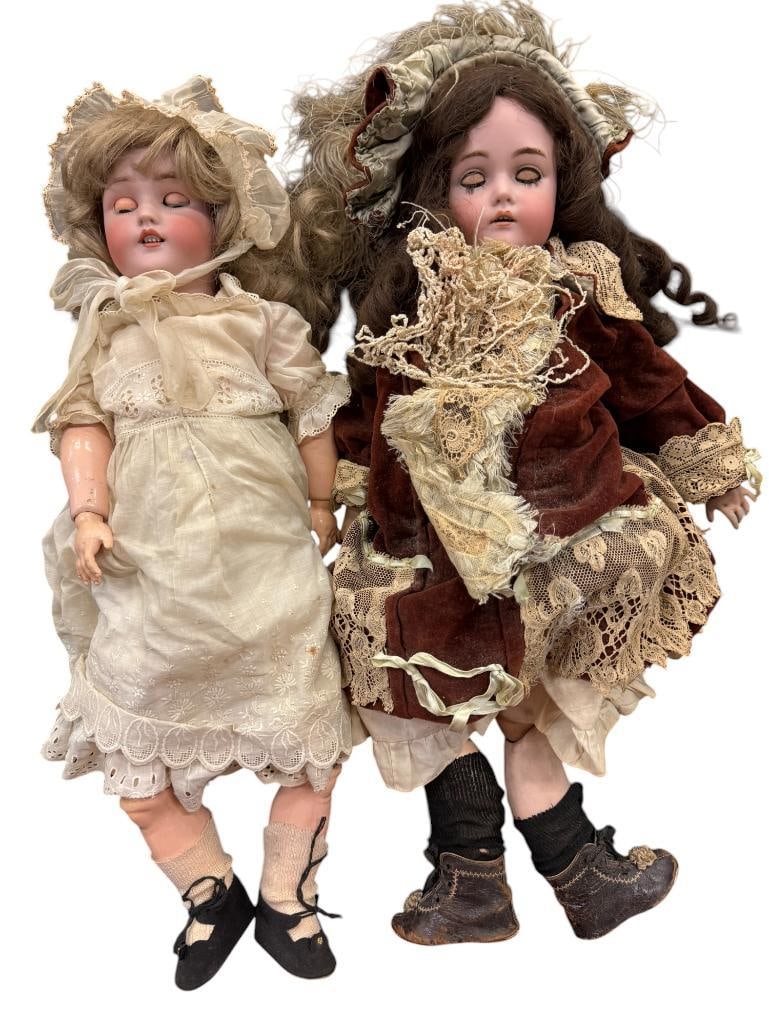 Simon Halbig and Kammer & Reinhart Dolls: Simon Halbig 1078 and Kammer & Reinhart Dolls. Both with open mouth. Halbig approx. 25 inches. Kammer approx. 27 inches.