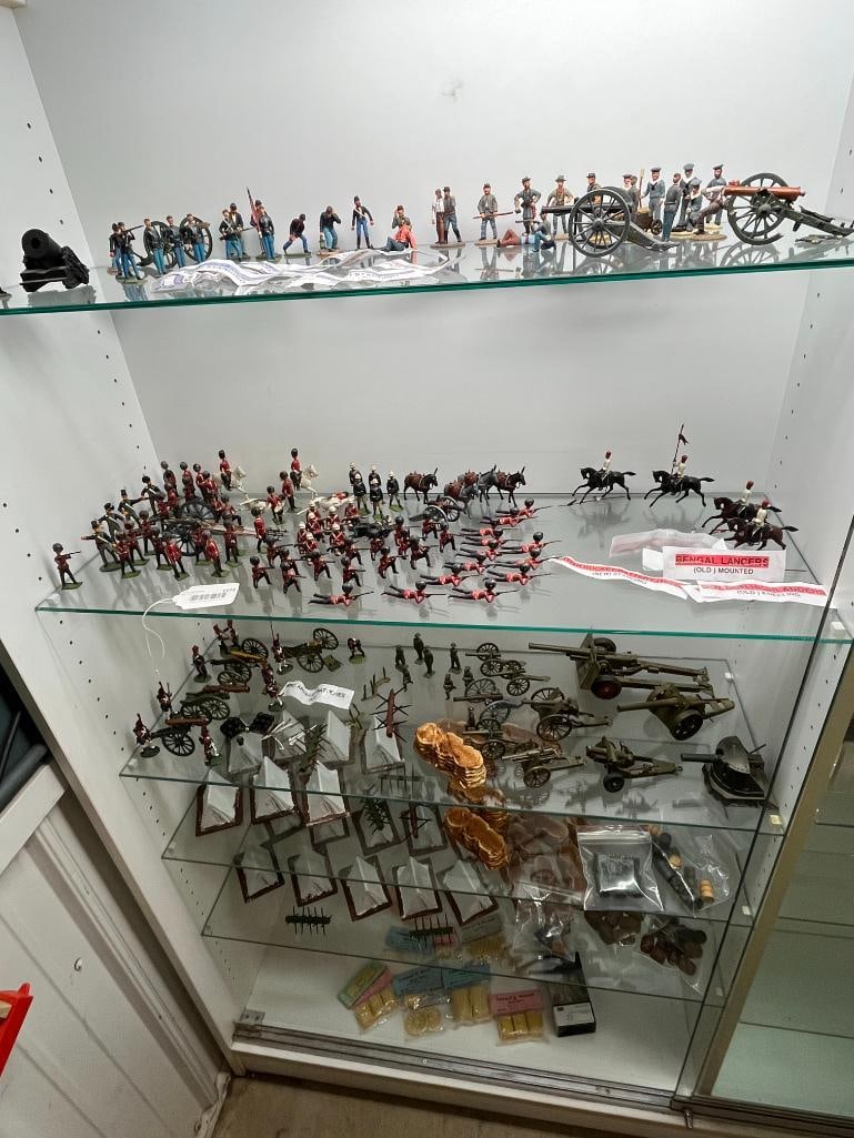Large Group of Britains Soldiers, Cannons and more (1 of 20)