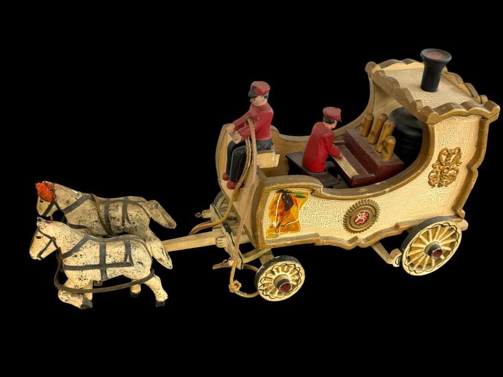 Wood Horse Drawn Wagon Pull Toy (1 of 5)