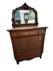 Antique Oak Chest of Drawers
