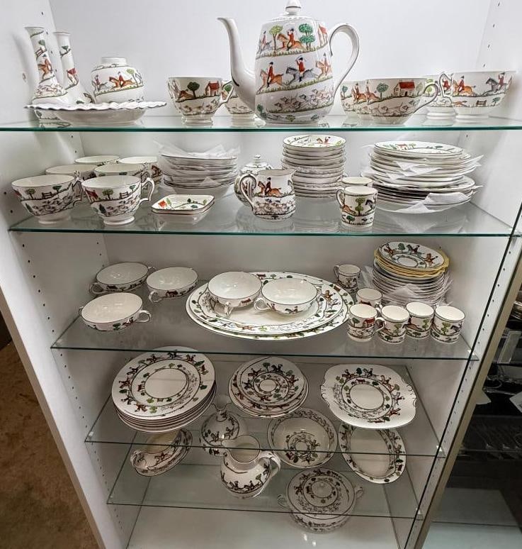 102 Pieces Crown Staffordshire Hunting Scene China (1 of 9)