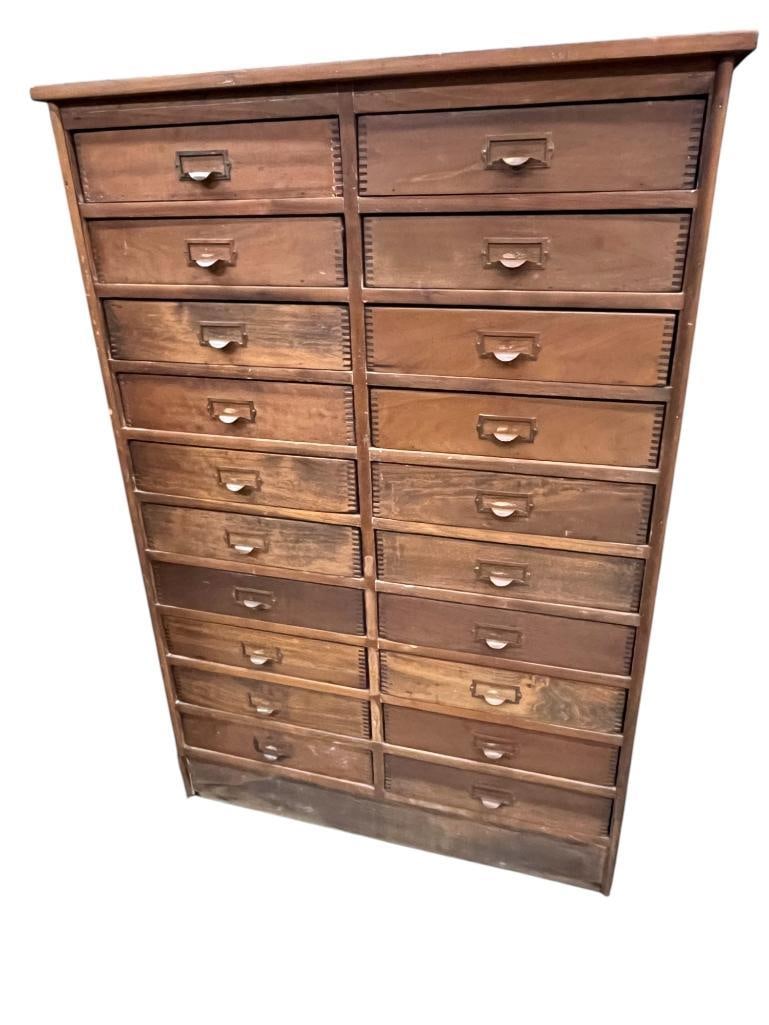 Oak 20 Drawer Cabinet: Oak 20 Drawer Cabinet, most drawers have dividers. Approx. 55 high x 37.5 wide x 14 deep, inches.