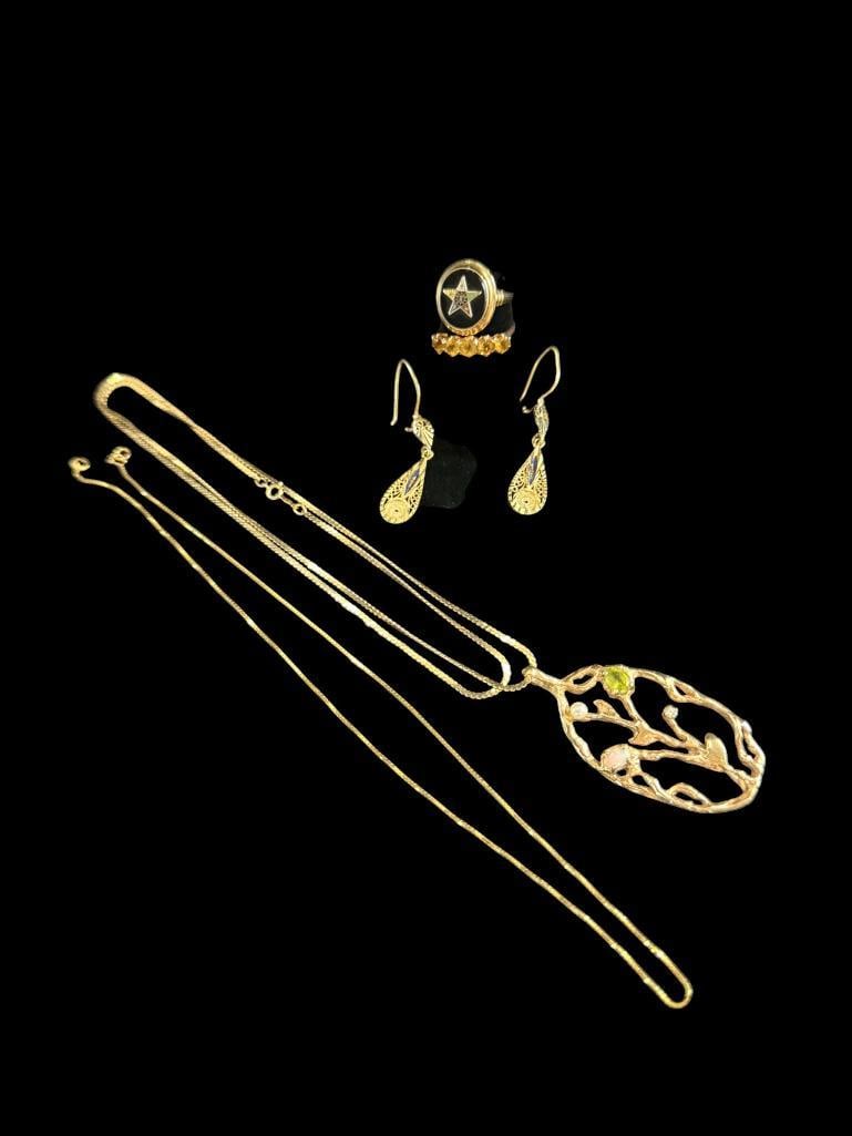 14k Gold rings, pins etc (1 of 11)