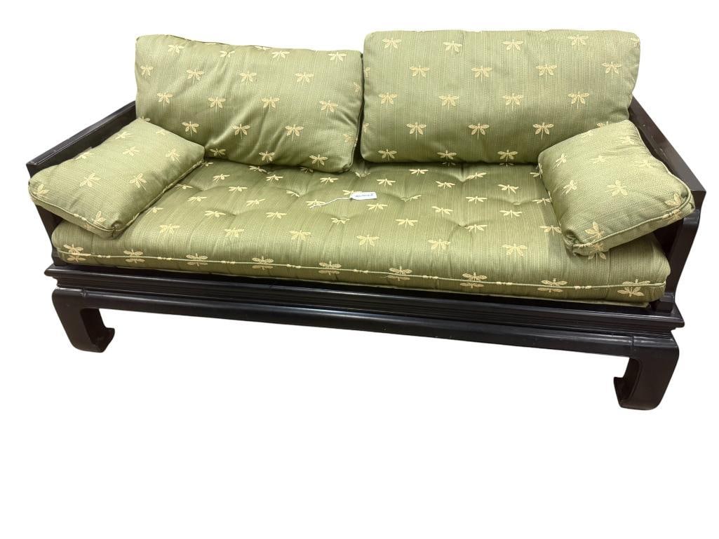 Chinoiserie Daybed with Dragonfly Cushions (1 of 4)