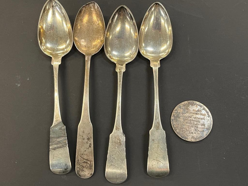 Spaulding & Co. Coin Silver: Spaulding & Co. Goldsmiths & Silversmiths Coin Silver and Coin Silver spoons. 5 pieces. Approx. 6.9 ozt.