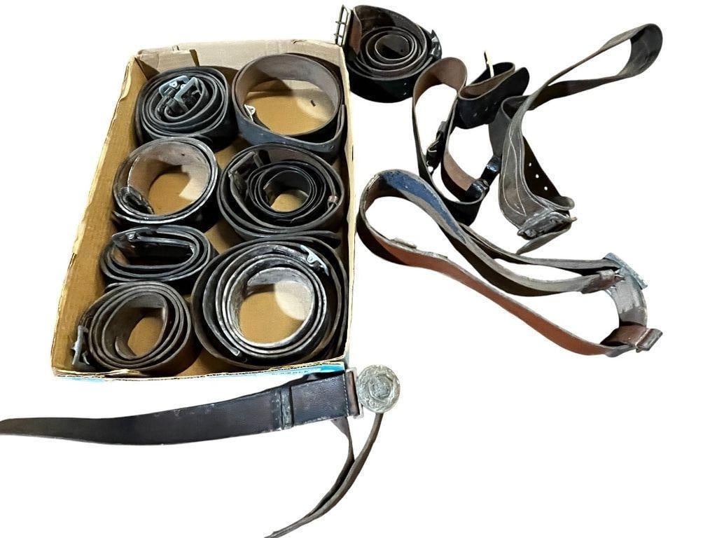 WW1 Imperial German Officers belt and BDM belts: WW1 Imperial German Officers belt and BDM belts. Approx. 13 pieces.