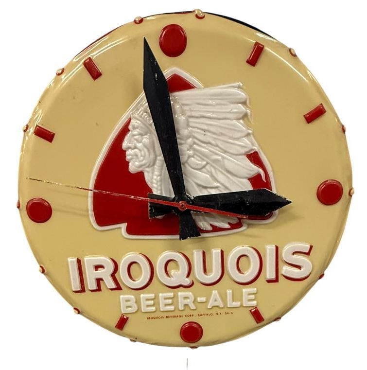 Iroquois Beer Bottle Cap Light Up Clock (1 of 3)