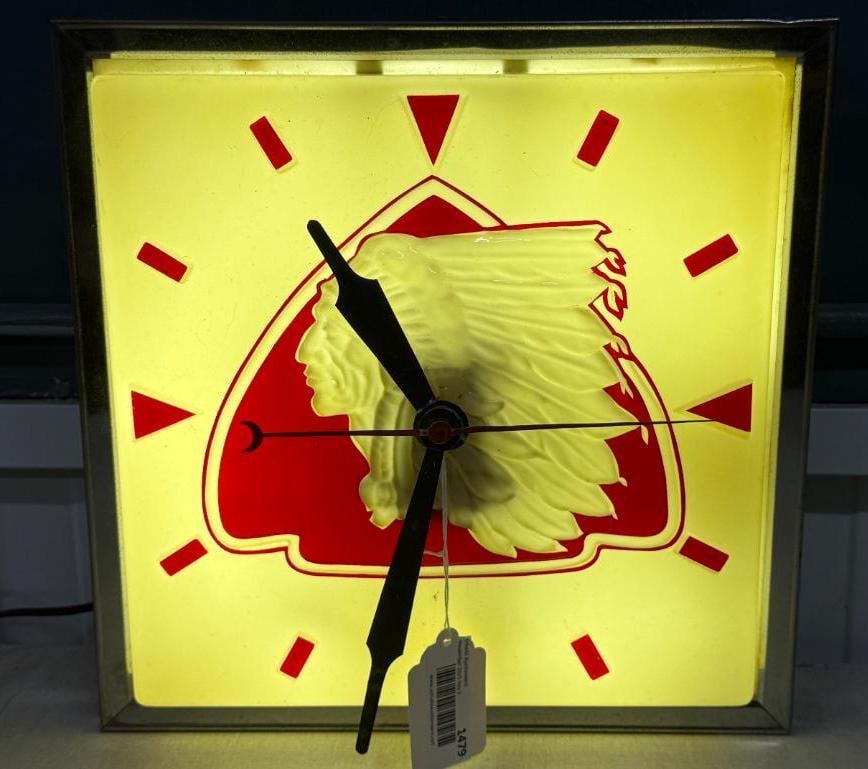 Iroquois Beer Light Up Clock (1 of 5)