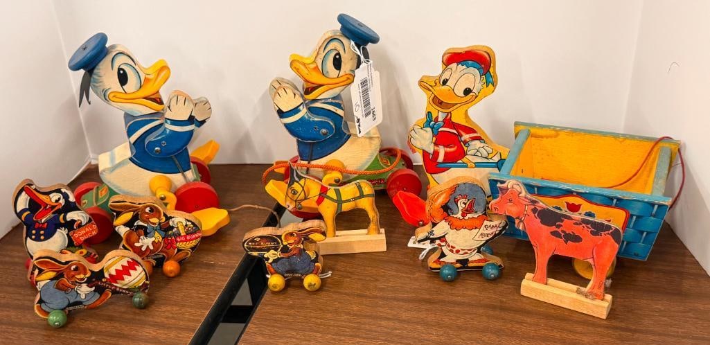 3 Fisher Price Donald Duck (1 of 4)