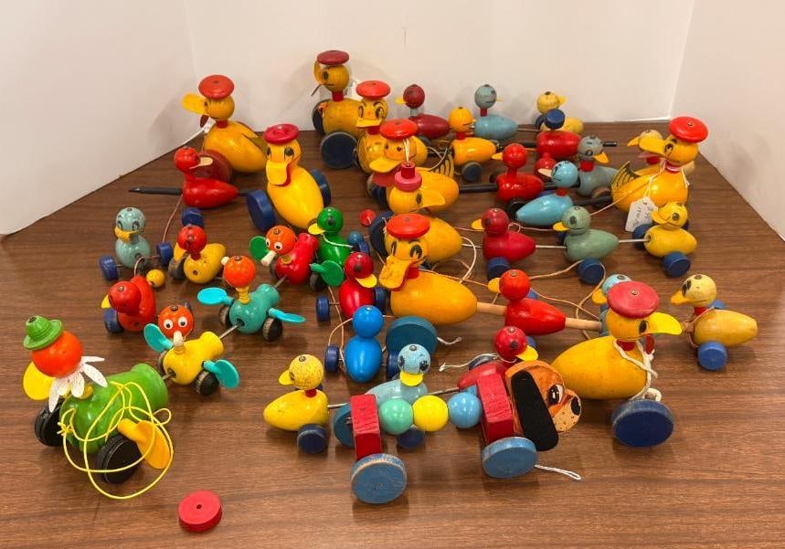12 Fisher Price Ducks: 12 Vintage Fisher Price Ducks.