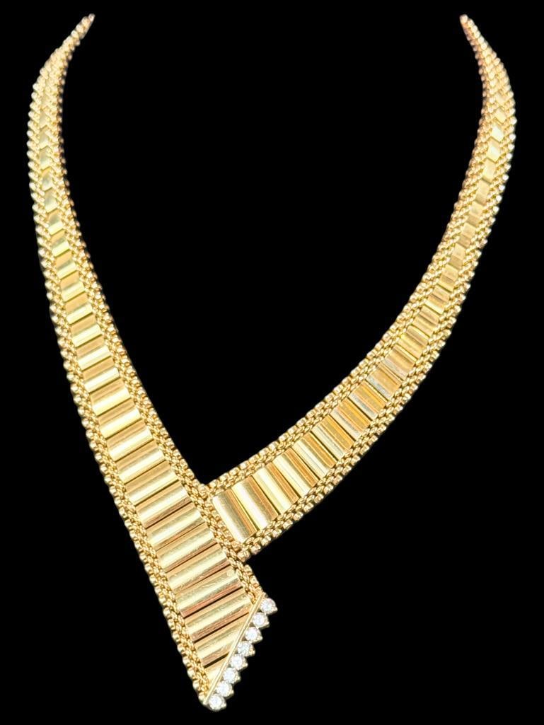 14k Gold with Diamonds Graduated Fancy Link Collar Necklace: 14k Gold with Diamonds Graduated Fancy Link Collar Necklace. Approx. 48.6 grams.
