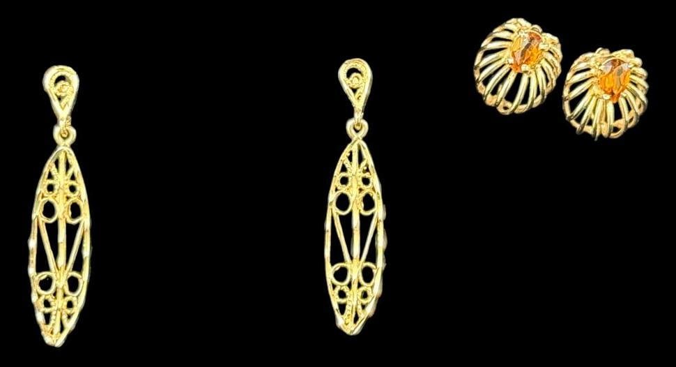 2 Pairs 14k Gold Earrings (1 of 4)