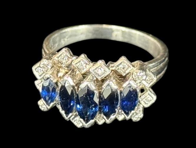 18k White Gold ring with Sapphires and Diamonds (1 of 7)