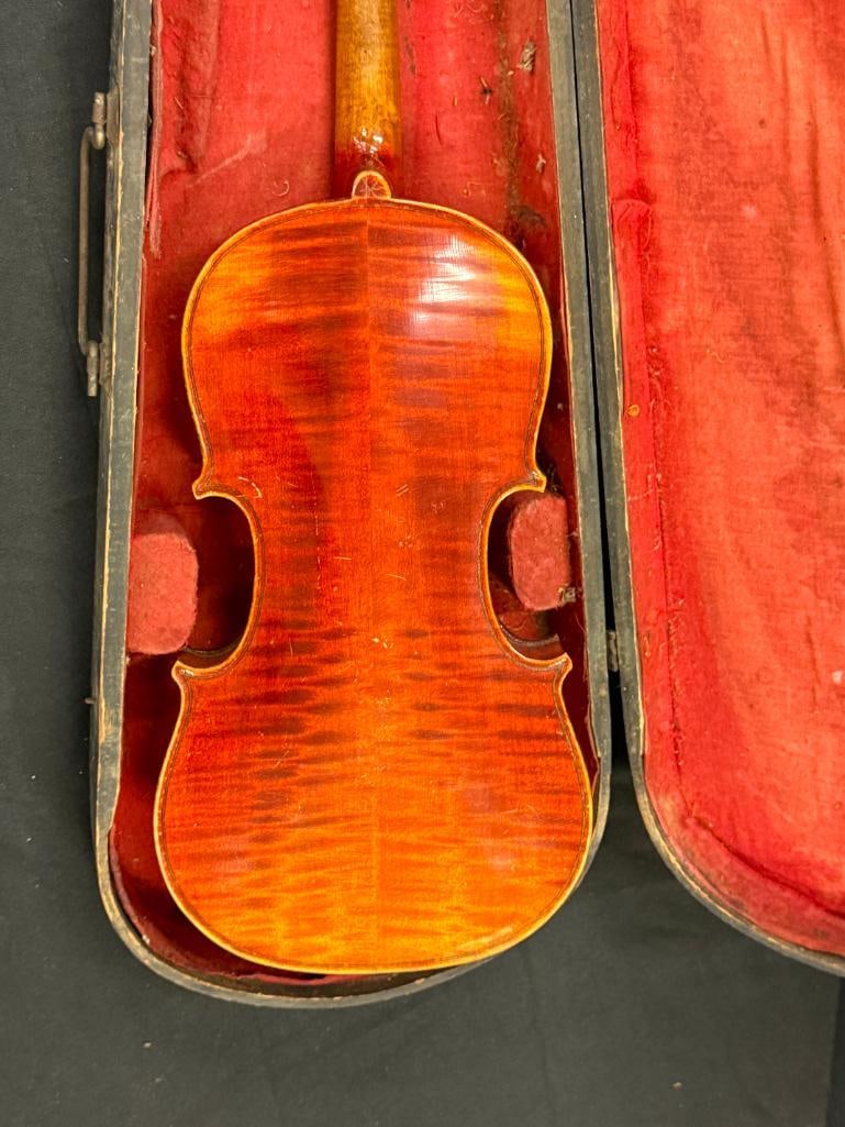 4 Violins in cases - 15