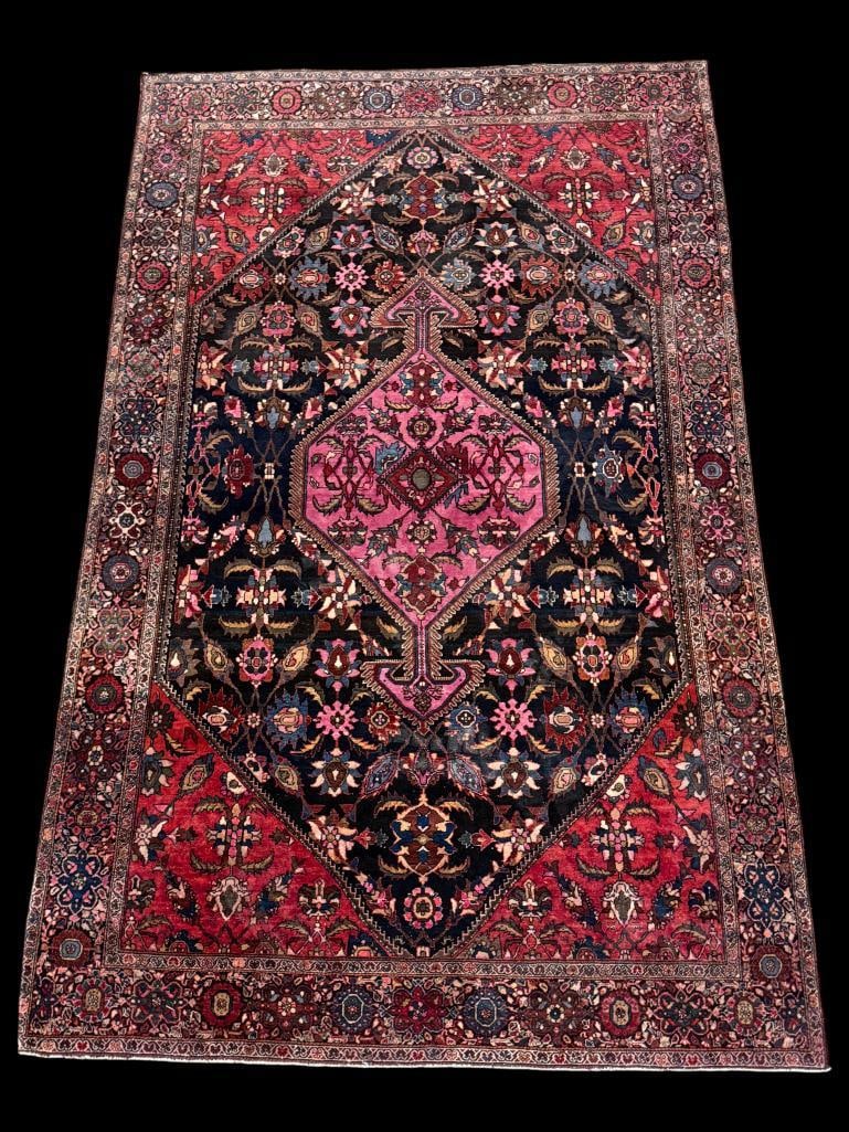 Antique Persian Farahan Sarouk rug (1 of 5)