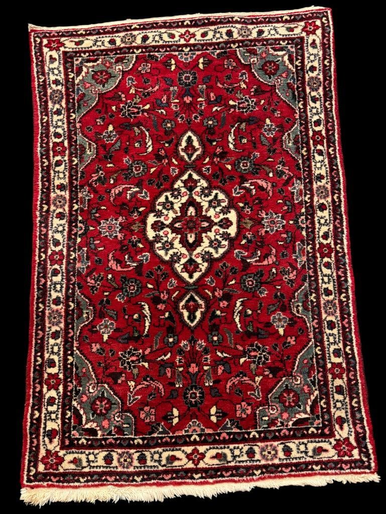 Persian Hamadan rug (1 of 5)