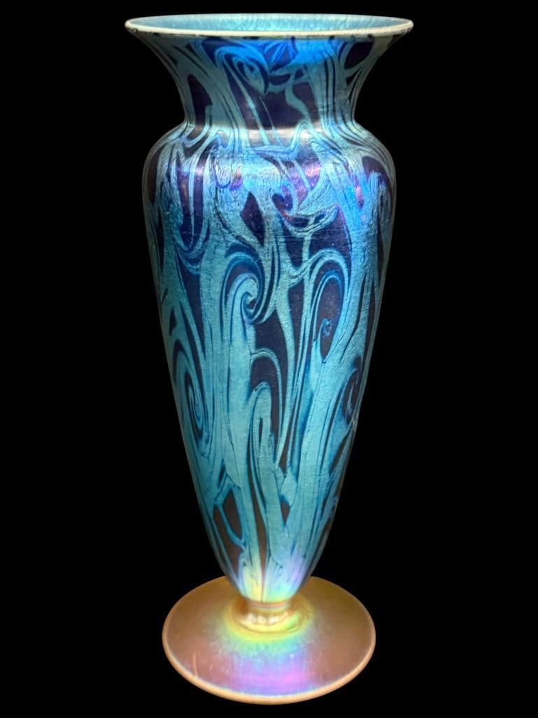 Durand Art Glass Vase (1 of 5)