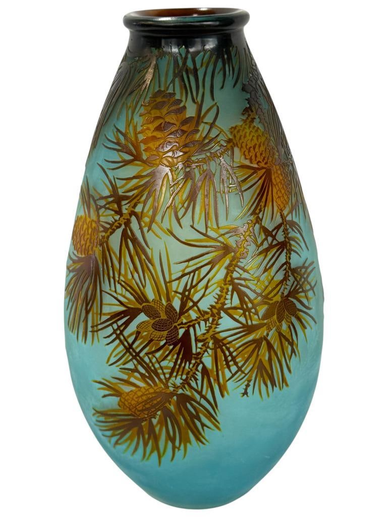 Galle Cameo Glass Pinecone Vase: Galle Cameo Glass Pinecone Vase. Approx. 12 x 6.5 x 6.5 inches.