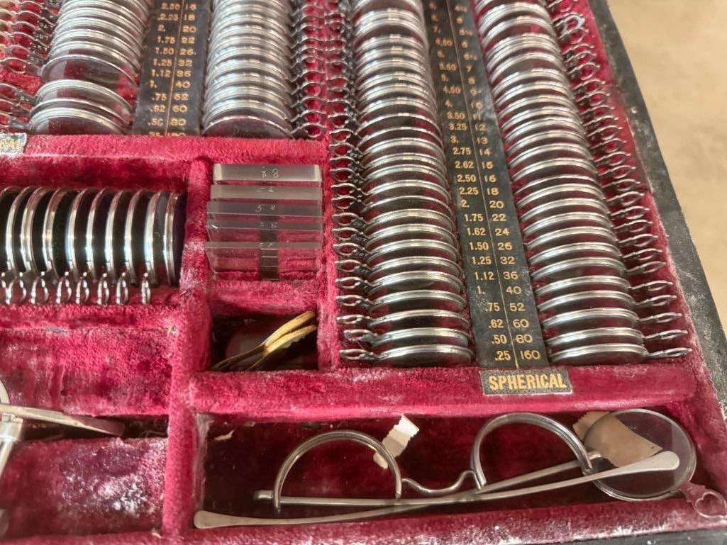 Antique Optometrist Set - 4