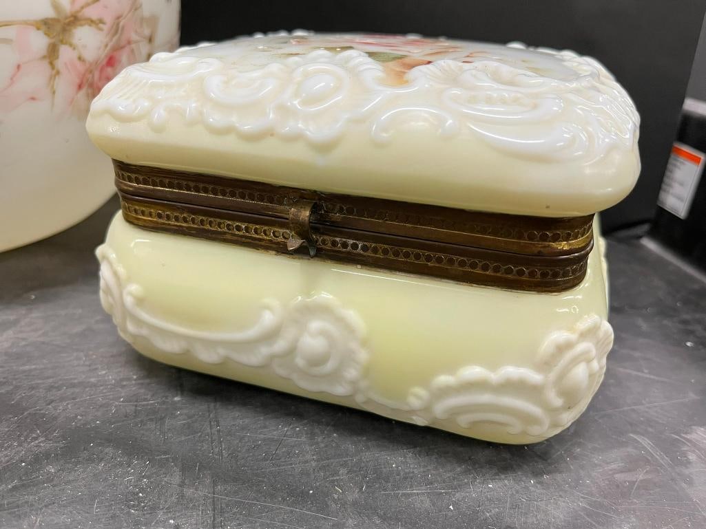 Wavecrest Pot and Trinket box - 2