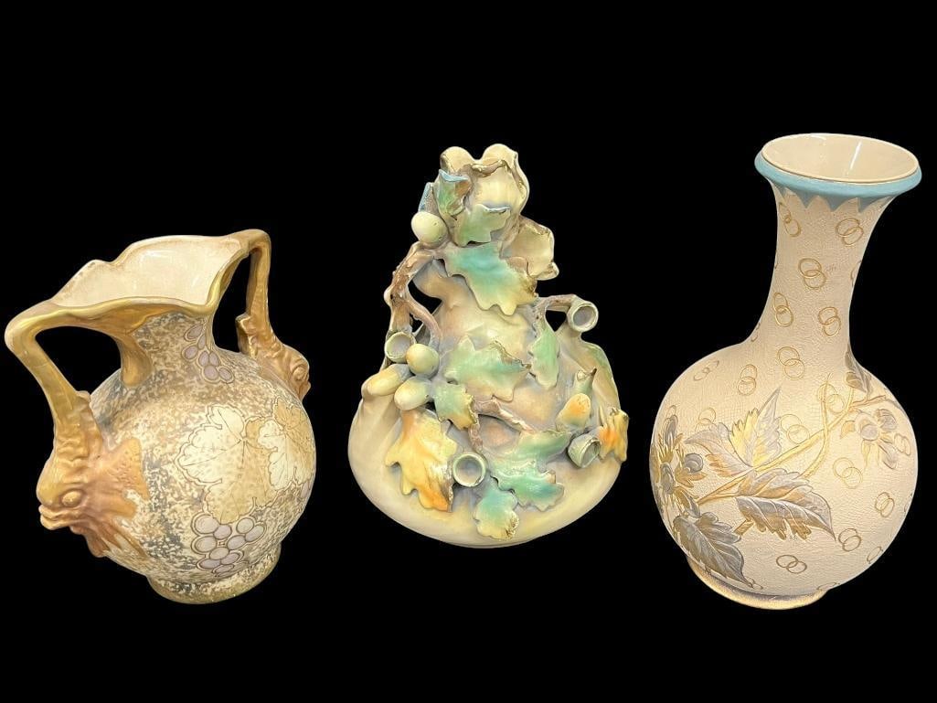 Group of 3 vases (1 of 4)