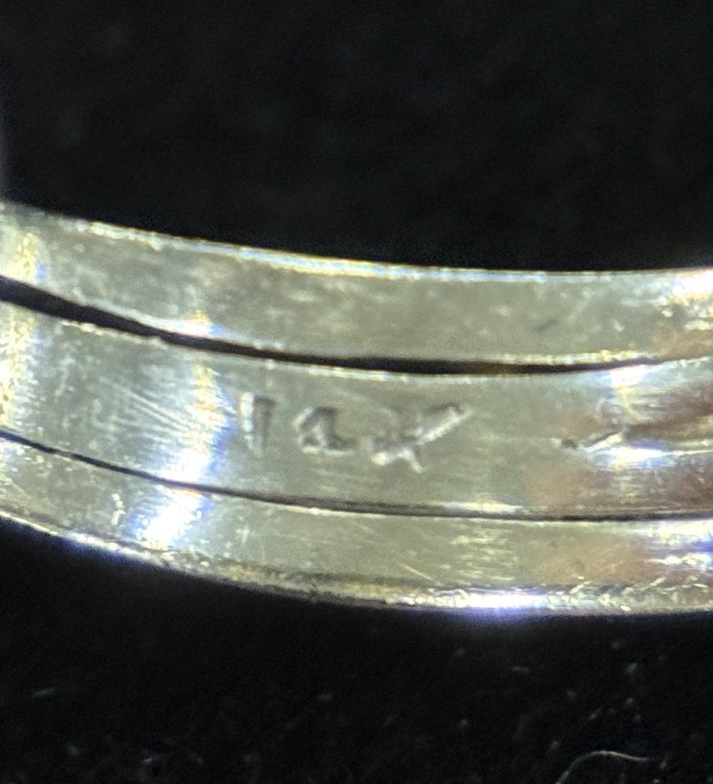 14k Gold Diamond Ring - 4