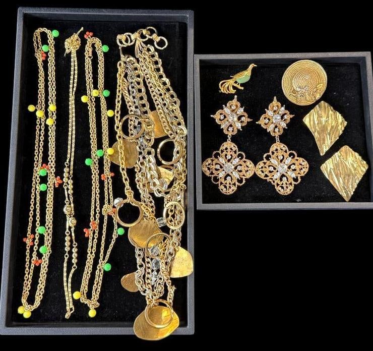 Costume Jewelry Earrings, Necklaces etc (1 of 6)