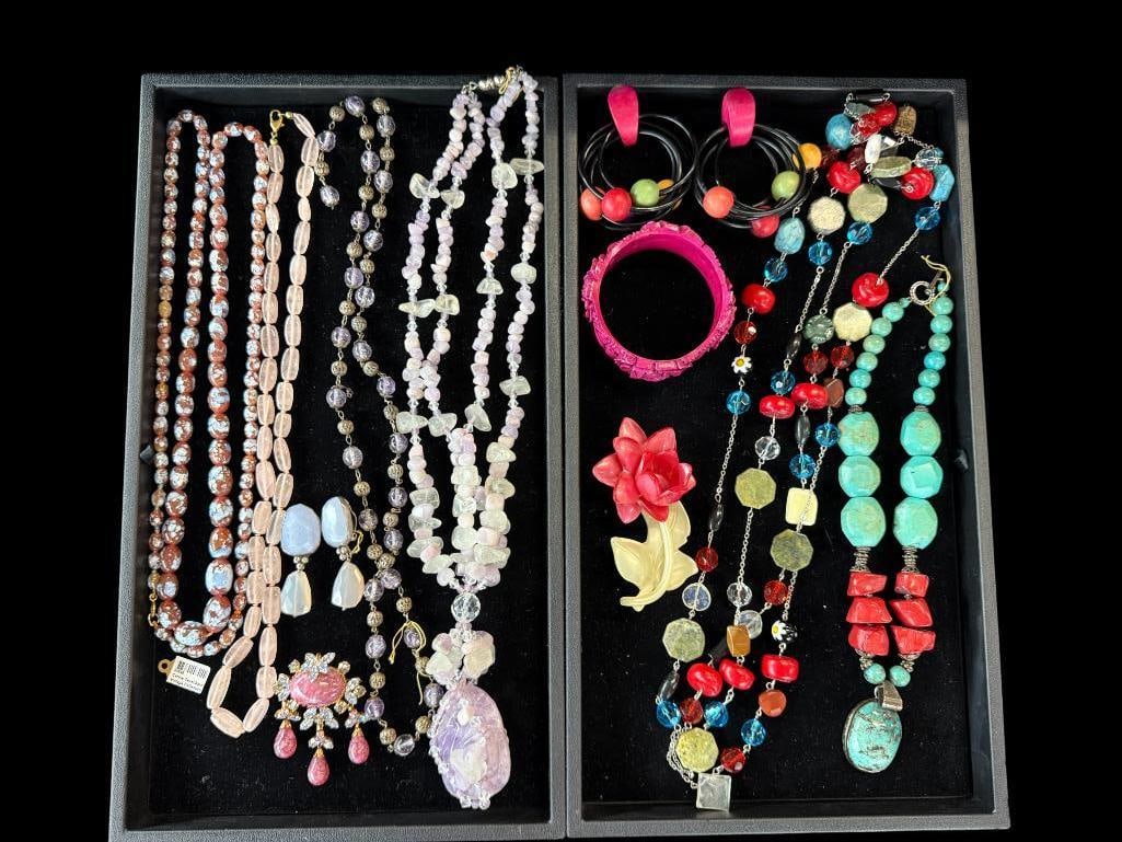 Costume Jewelry Pins, Necklaces, Bracelets etc.: Costume Jewelry Pins, Necklaces, Bracelets etc. Approx. 11 pieces.