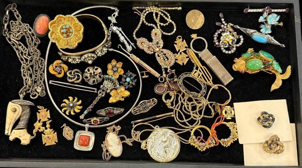 Costume Jewelry necklaces, pins and more (1 of 5)