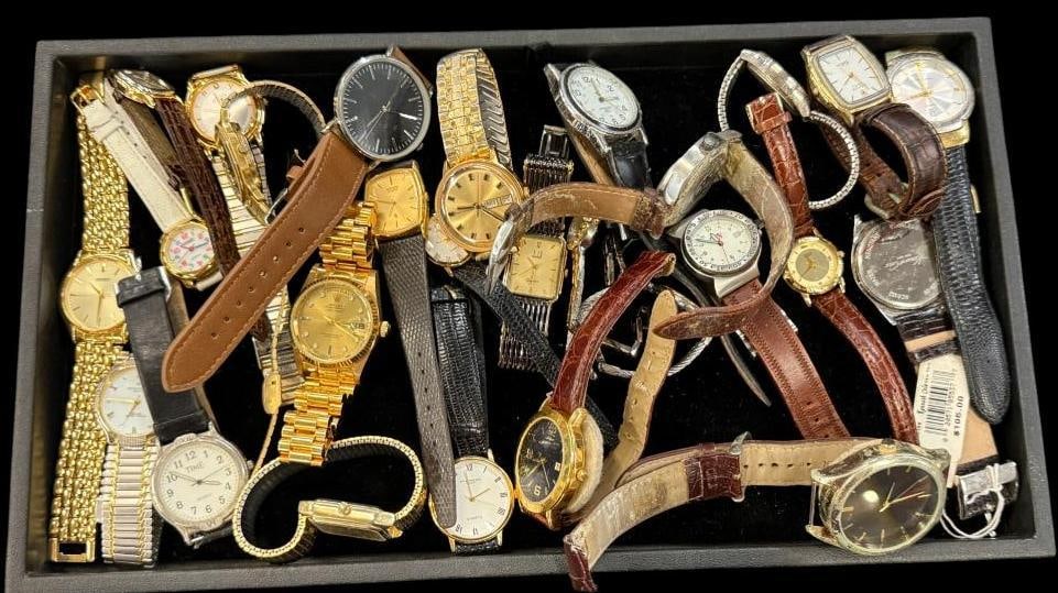 Large lot of wristwatches (1 of 1)