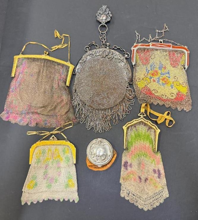 Mesh and Beaded Purses (1 of 7)