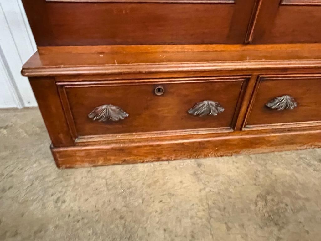 Victorian Walnut Bookcase - 3