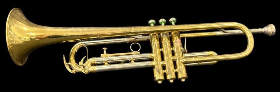 Martin Imperial Trumpet: Martin Imperial Trumpet. Serial # 106988 ML. Approx. 22 x 6 x 4.5 inches.