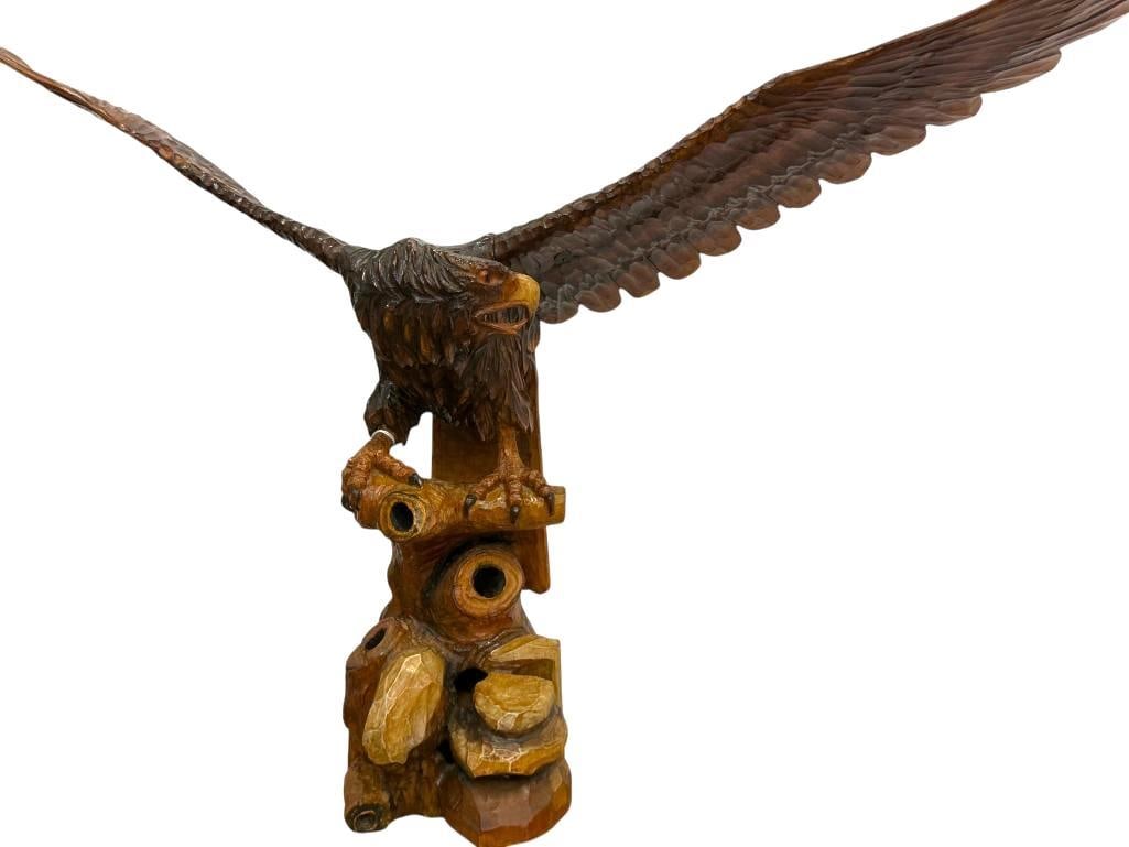 Wooden carved Eagle Statue (1 of 7)