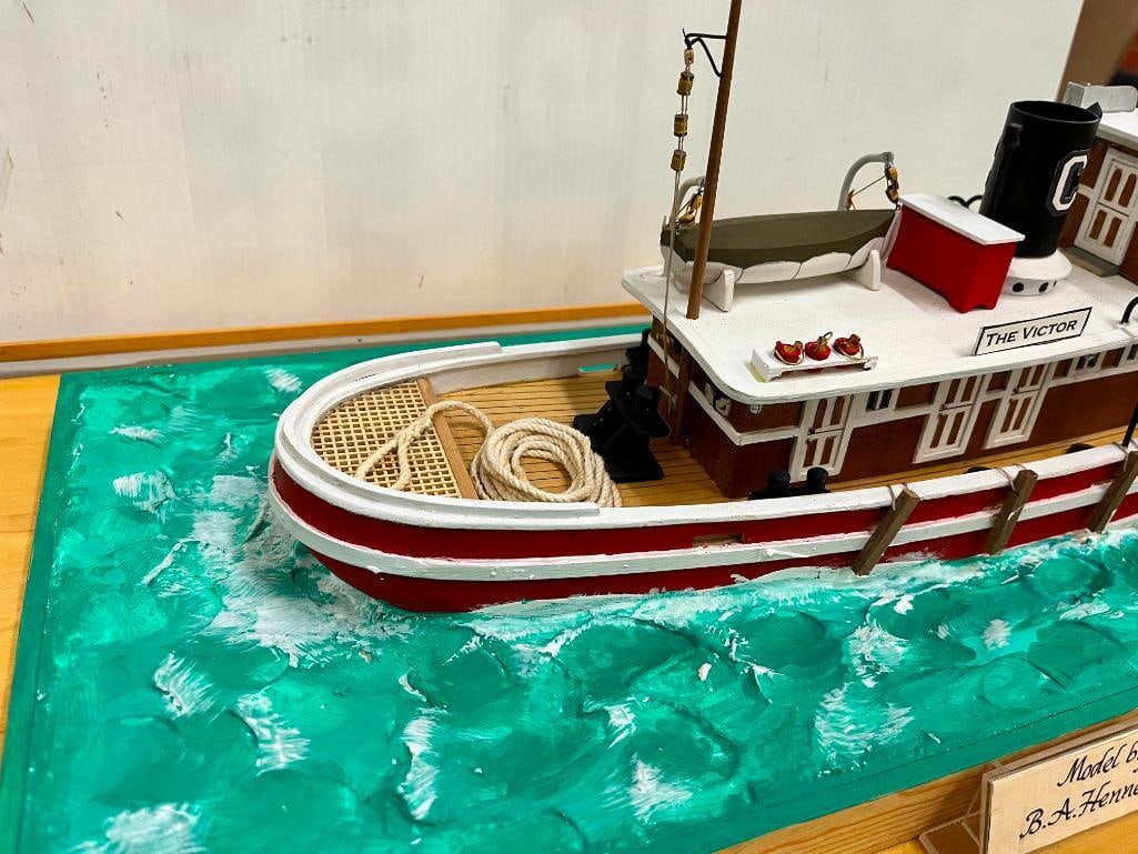 Tugboat model / diorama - 3