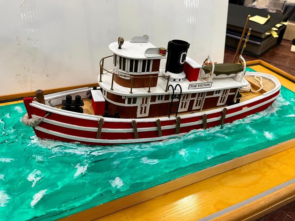 Tugboat model / diorama - 5