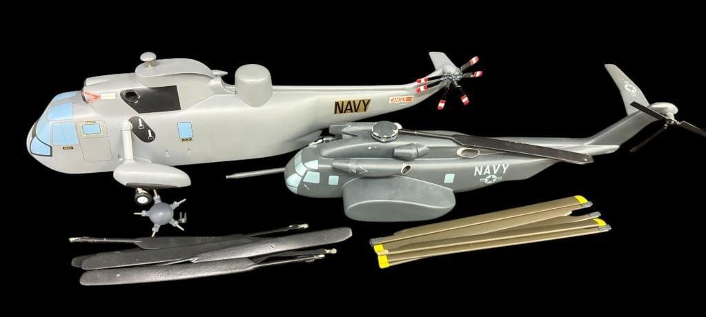 2 Vintage 1960's Sikorsky Helicopter desktop models: 2 Vintage 1960's Sikorsky Helicopter factory desktop models. Approx. 20 inches long.