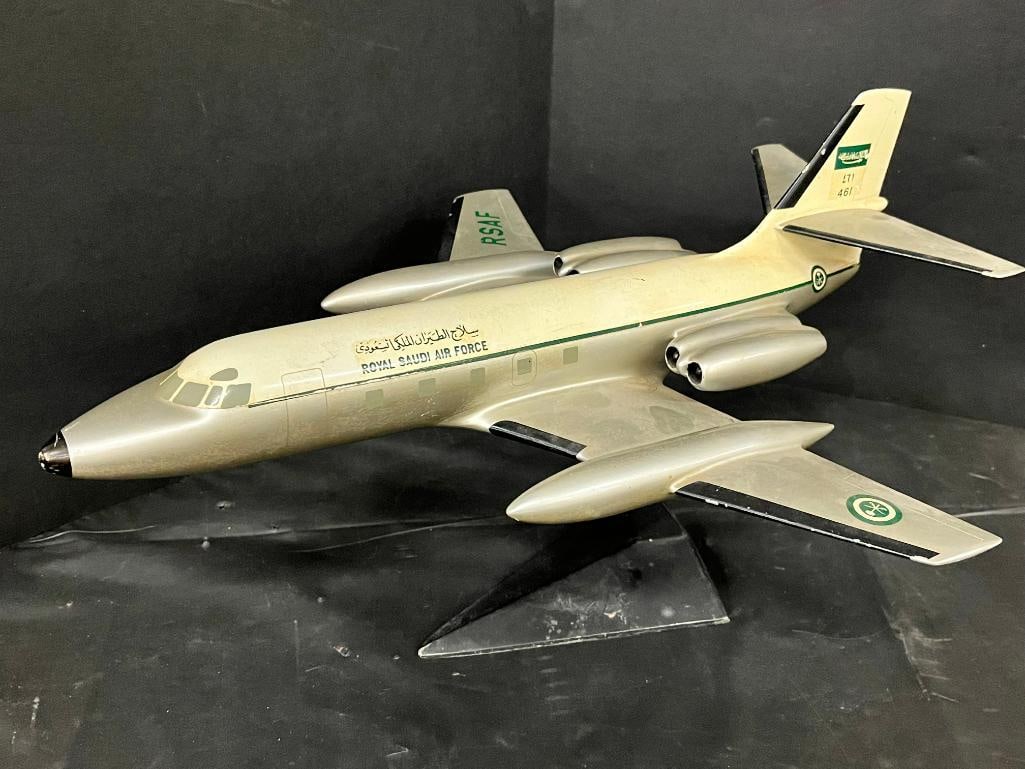 Royal Saudi Air Force Jet desktop model: Royal Saudi Air Force Jet desktop model. Approx. 15 x 13.5 x 5 inches.
