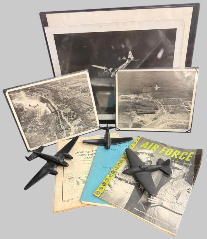 U.S. Army Air Corp items, B-29 photos and more: U.S. Army Air Corp items, B-29 photos and more. Approx. 12 pieces.